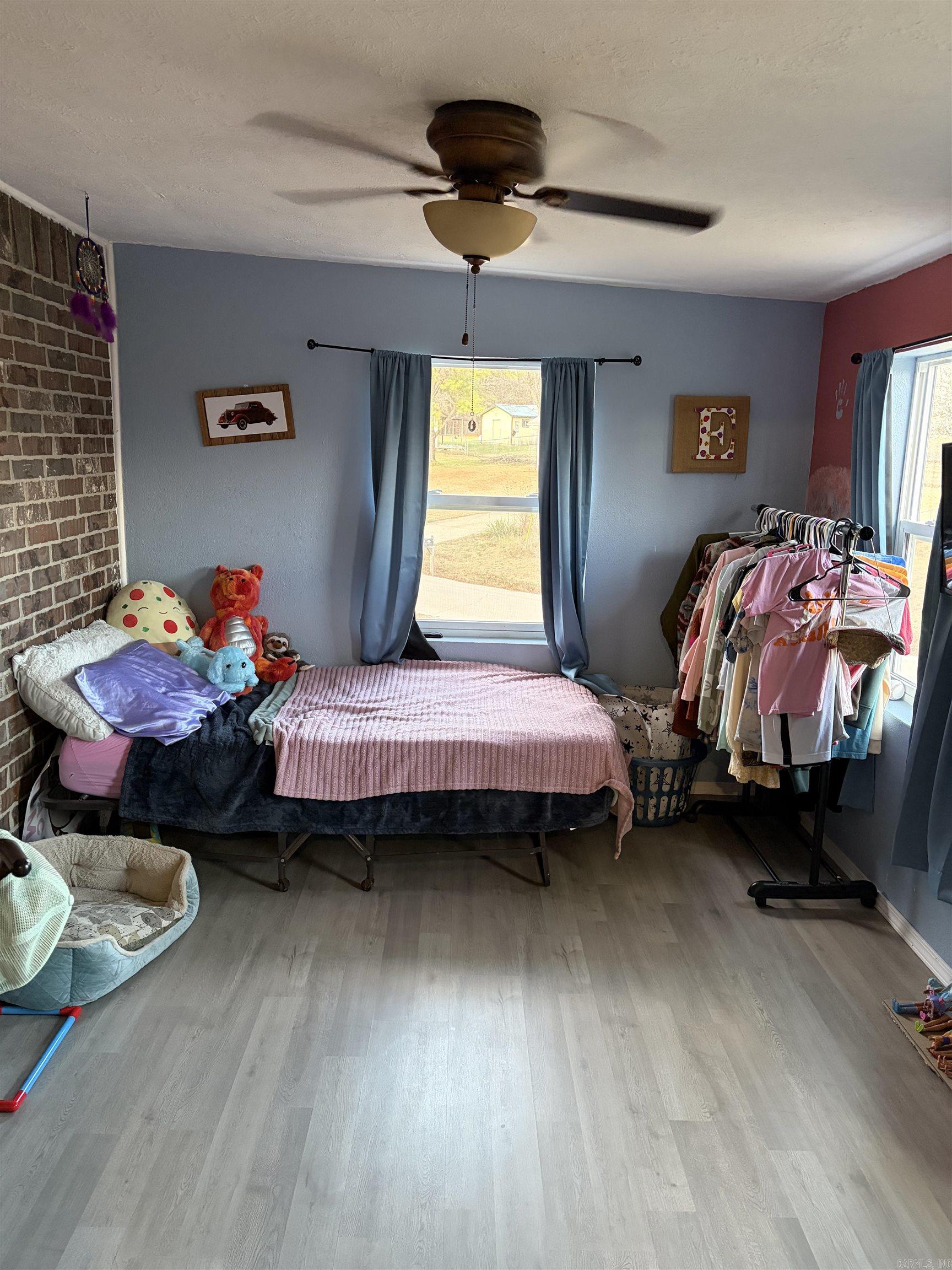 PILOT HILL - Residential