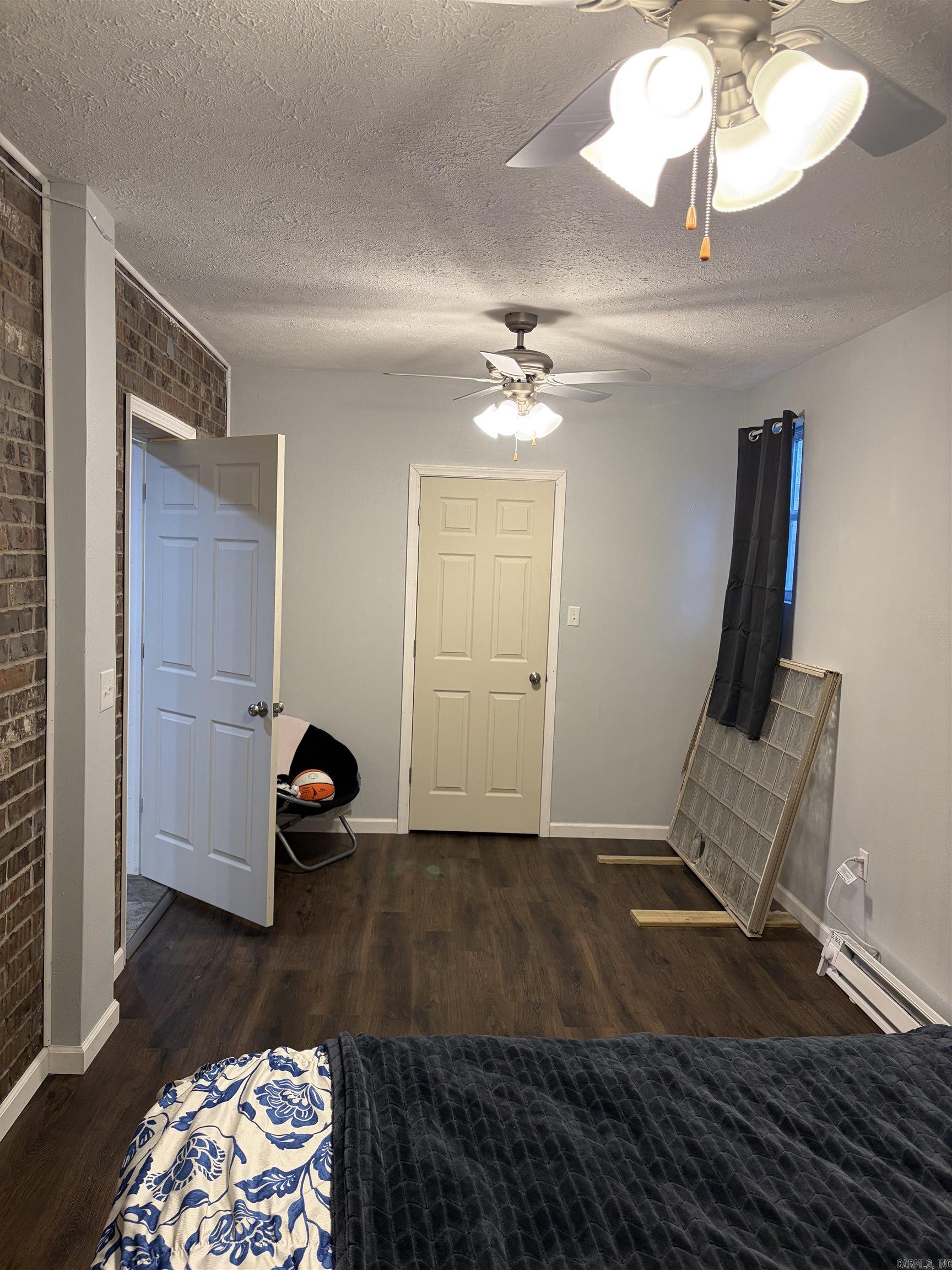 PILOT HILL - Residential