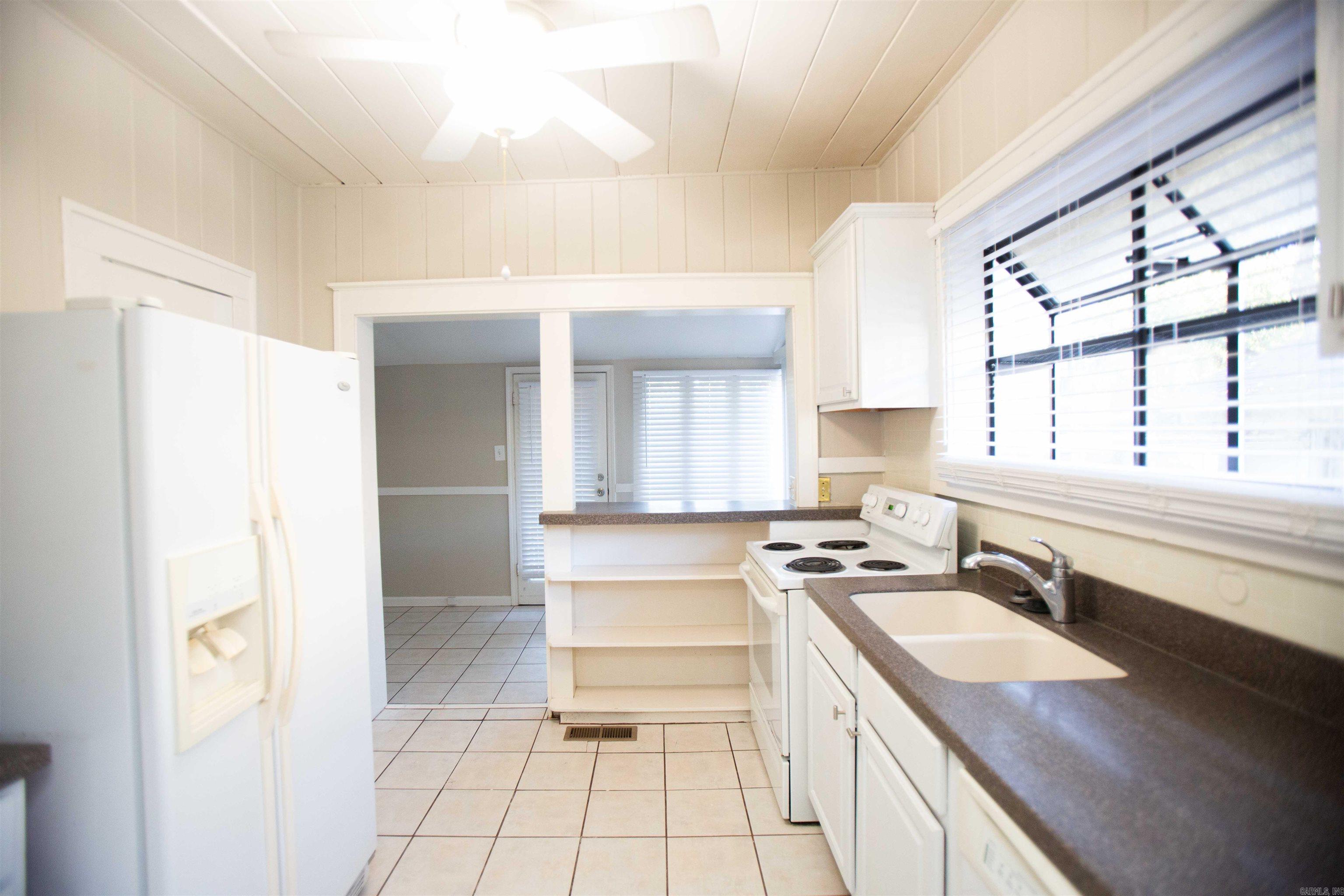 Altheimer - Residential Lease