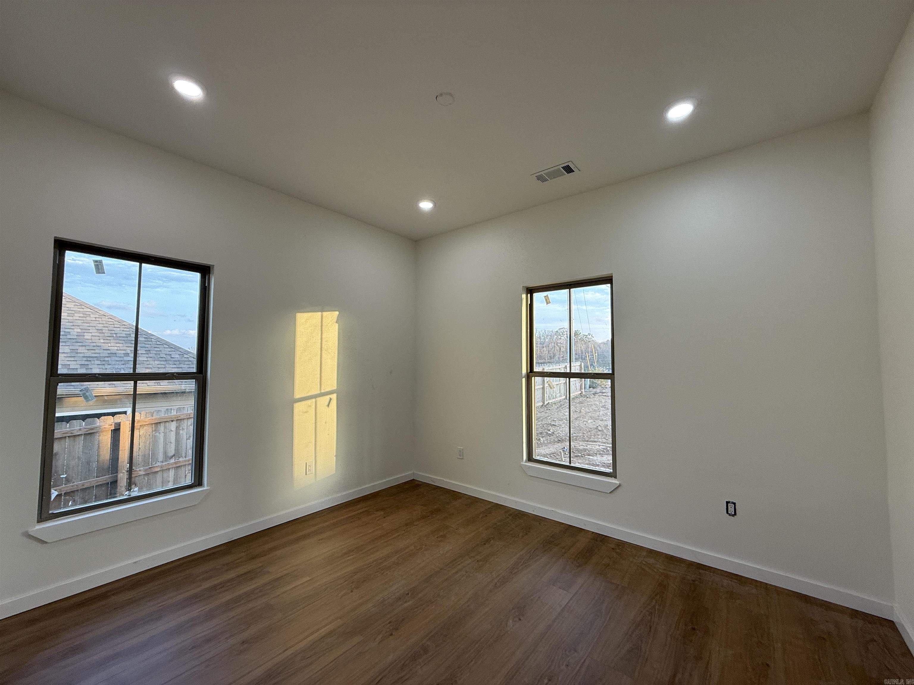 WALNUT VALLEY - Residential