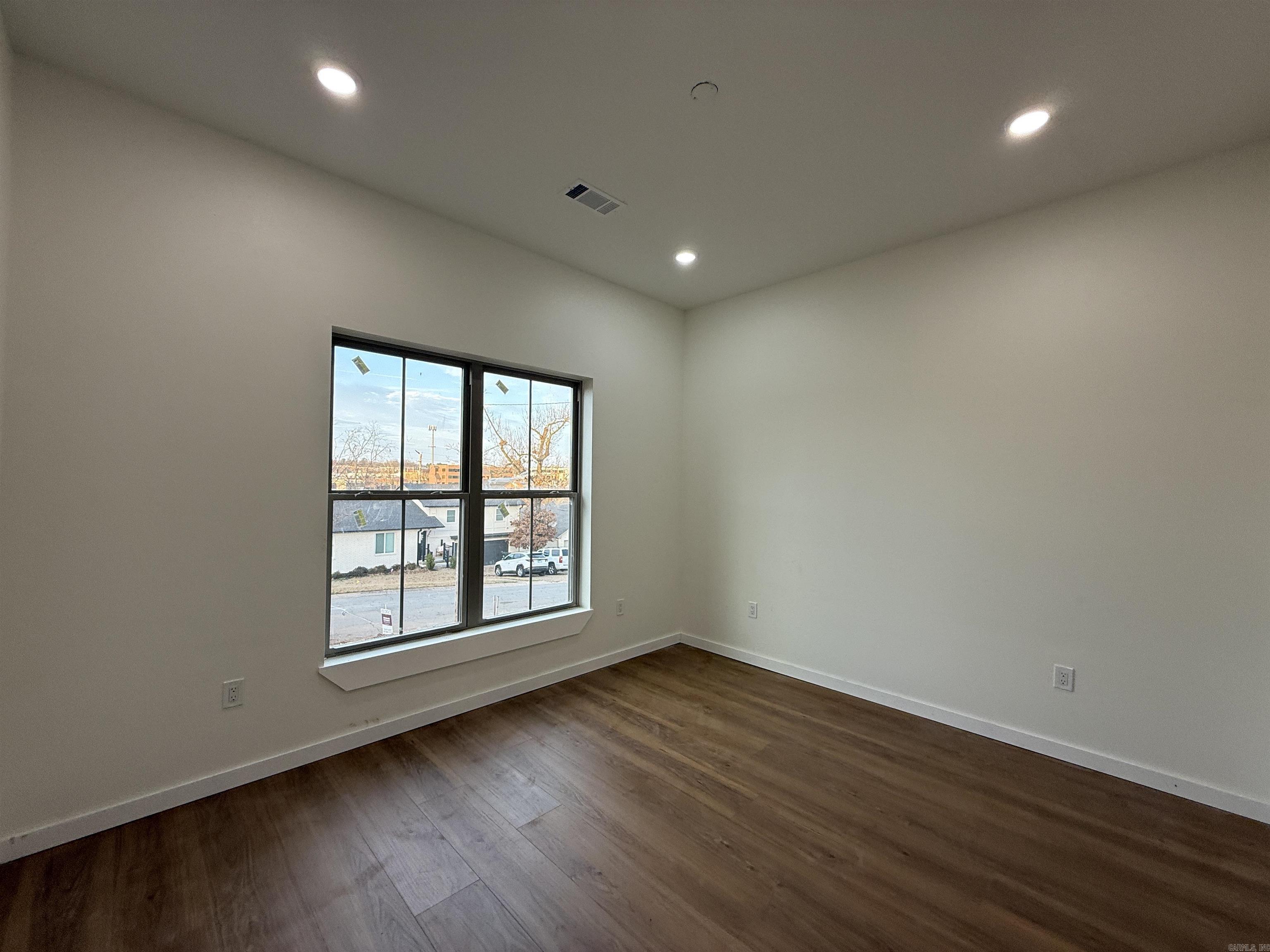 WALNUT VALLEY - Residential