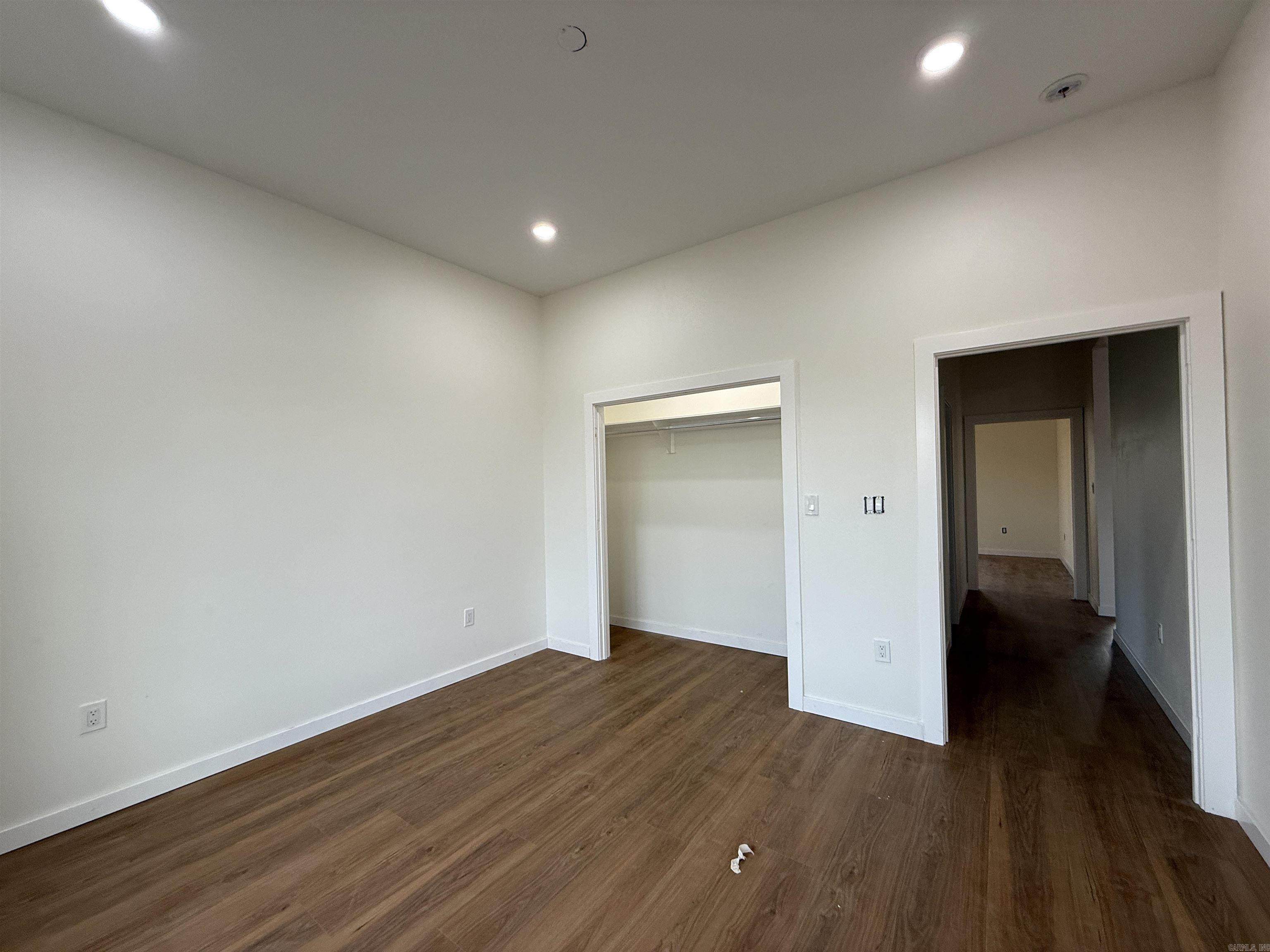 WALNUT VALLEY - Residential