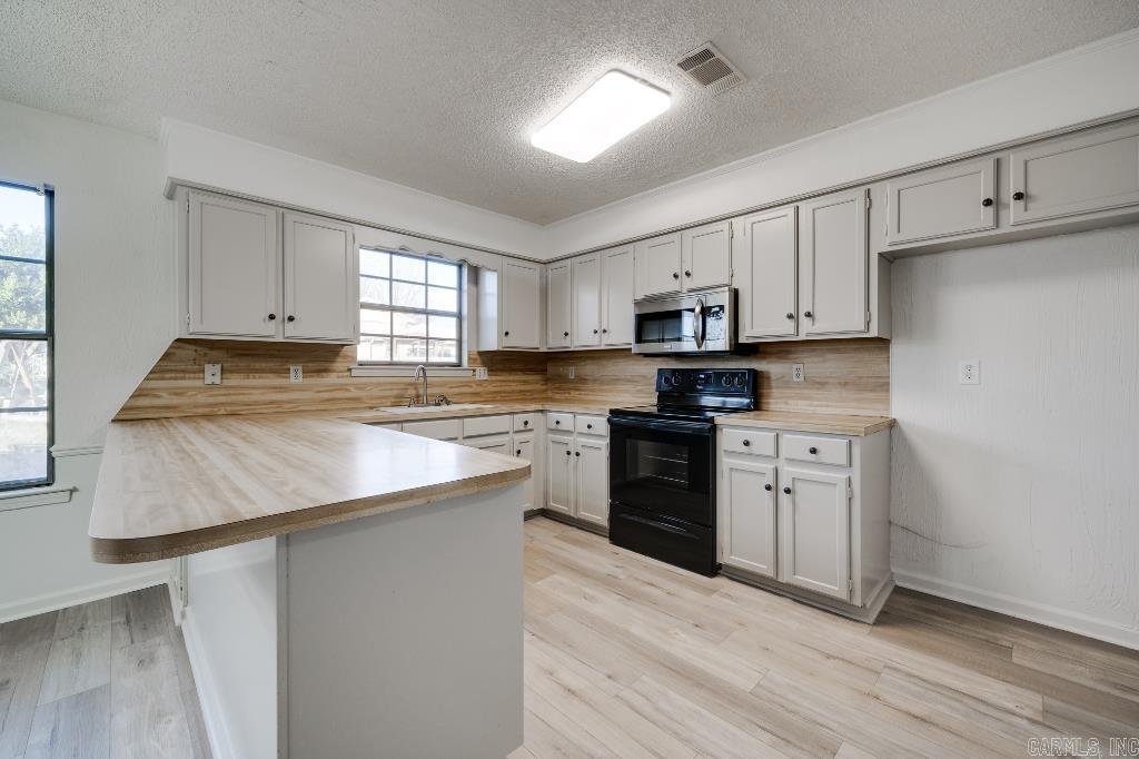 NORTHLAKE - Residential