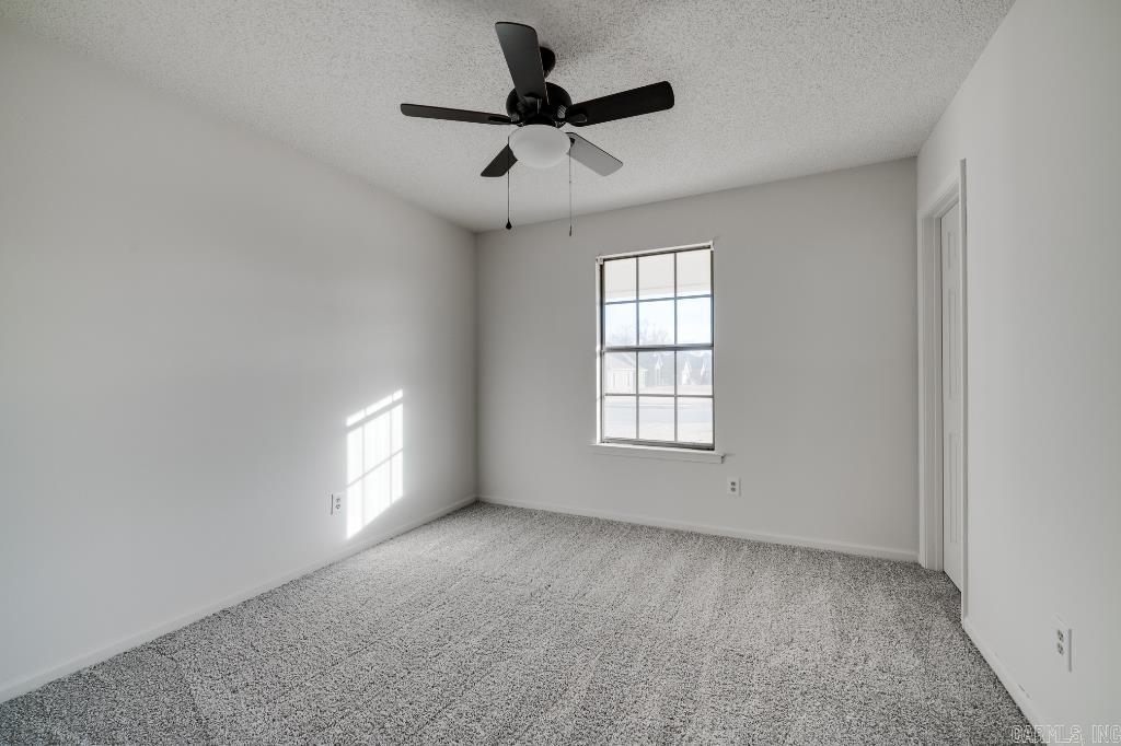 NORTHLAKE - Residential