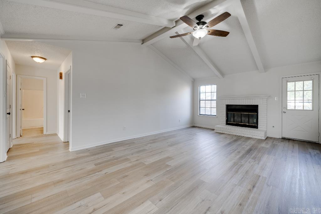 NORTHLAKE - Residential