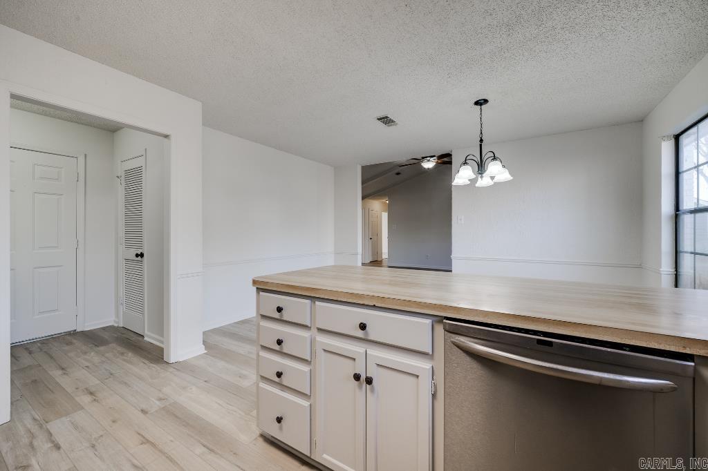 NORTHLAKE - Residential