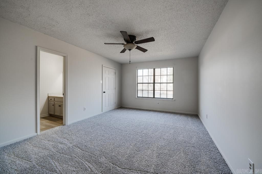 NORTHLAKE - Residential