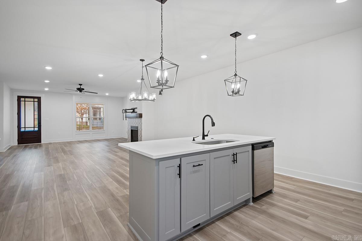 MIDTOWN BRYANT - Residential