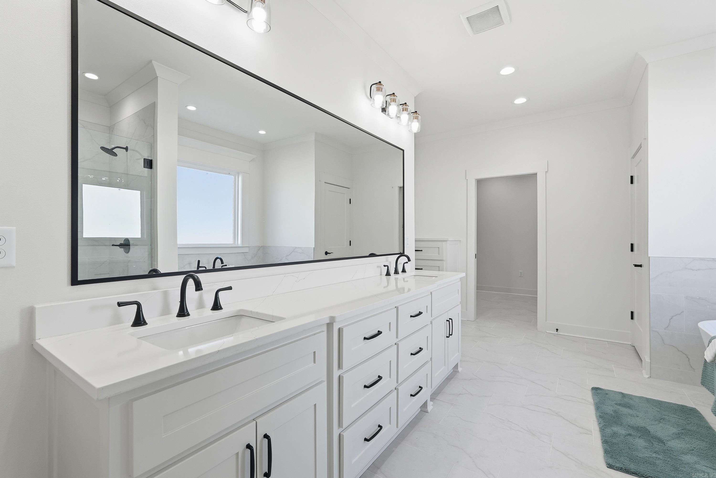 Lands End Estates - Residential