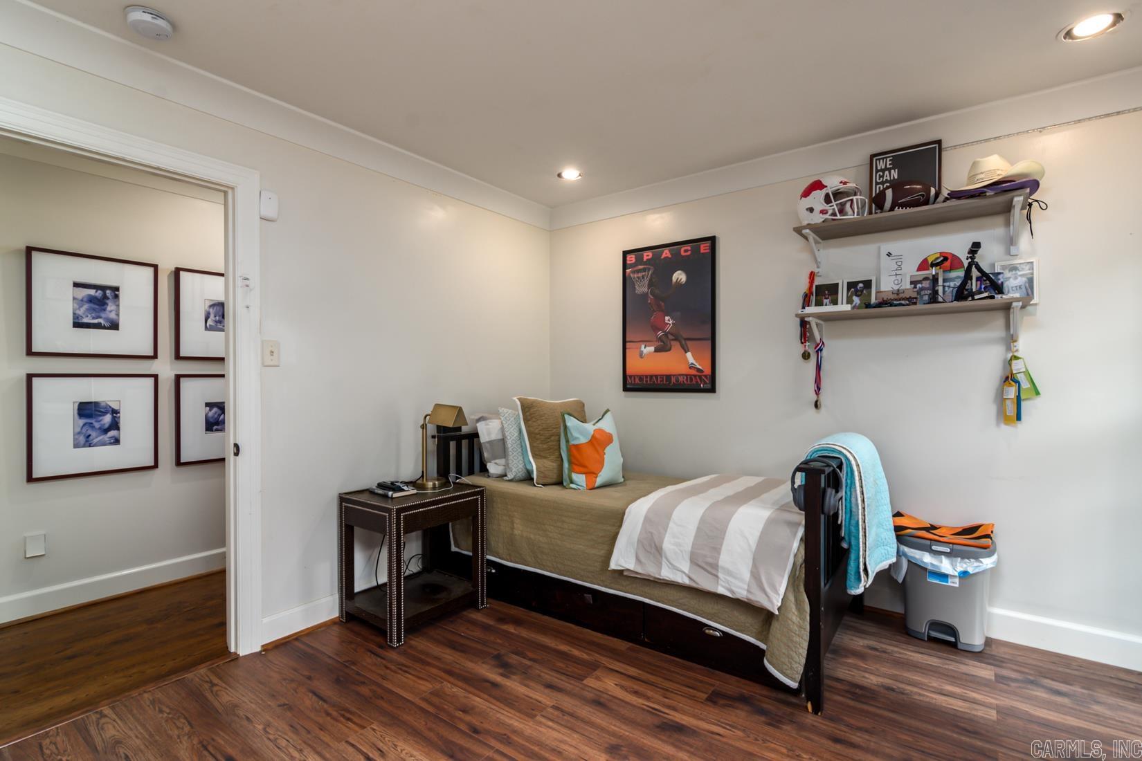 PLEASANT VALLEY - Residential