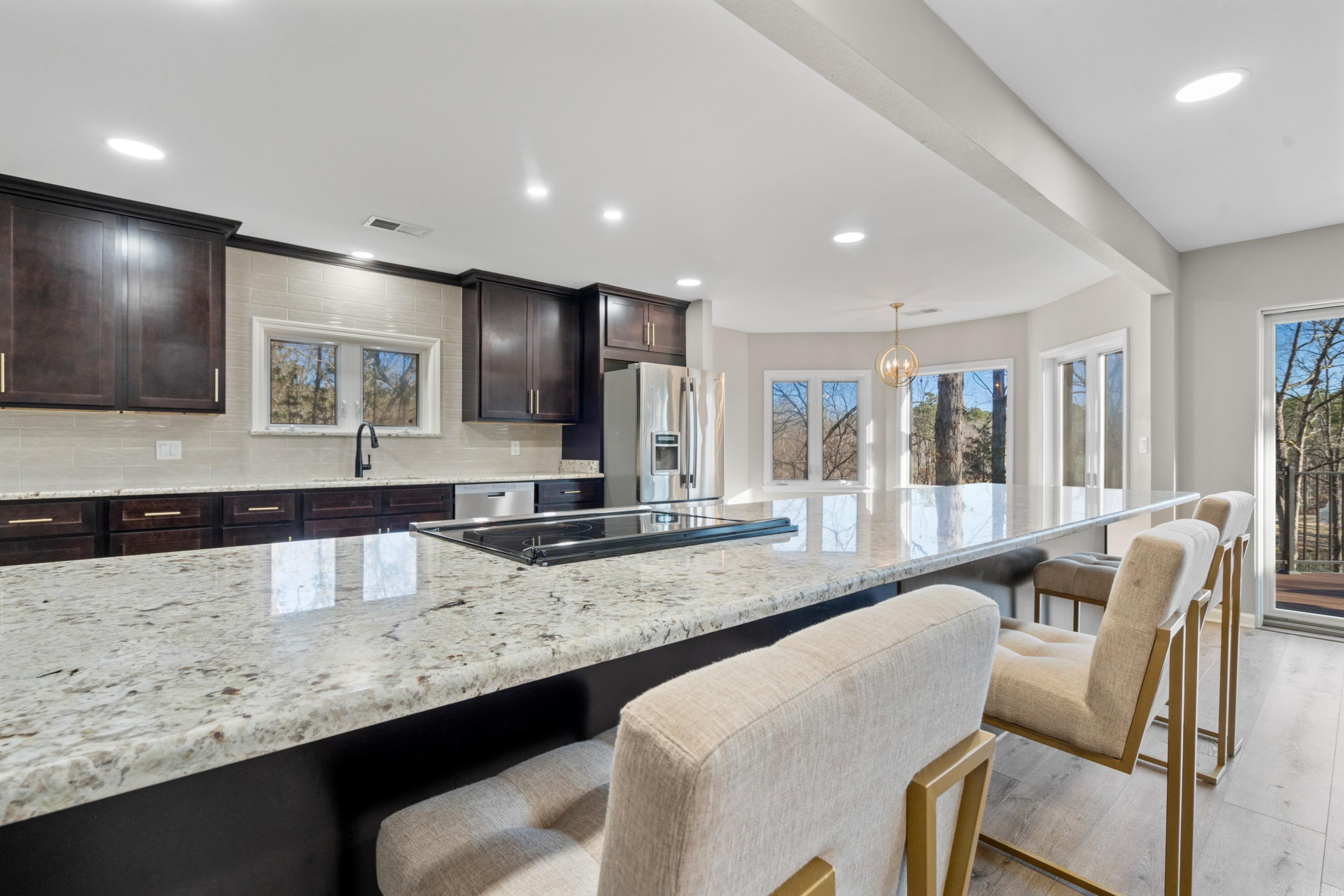 Ciento - Residential