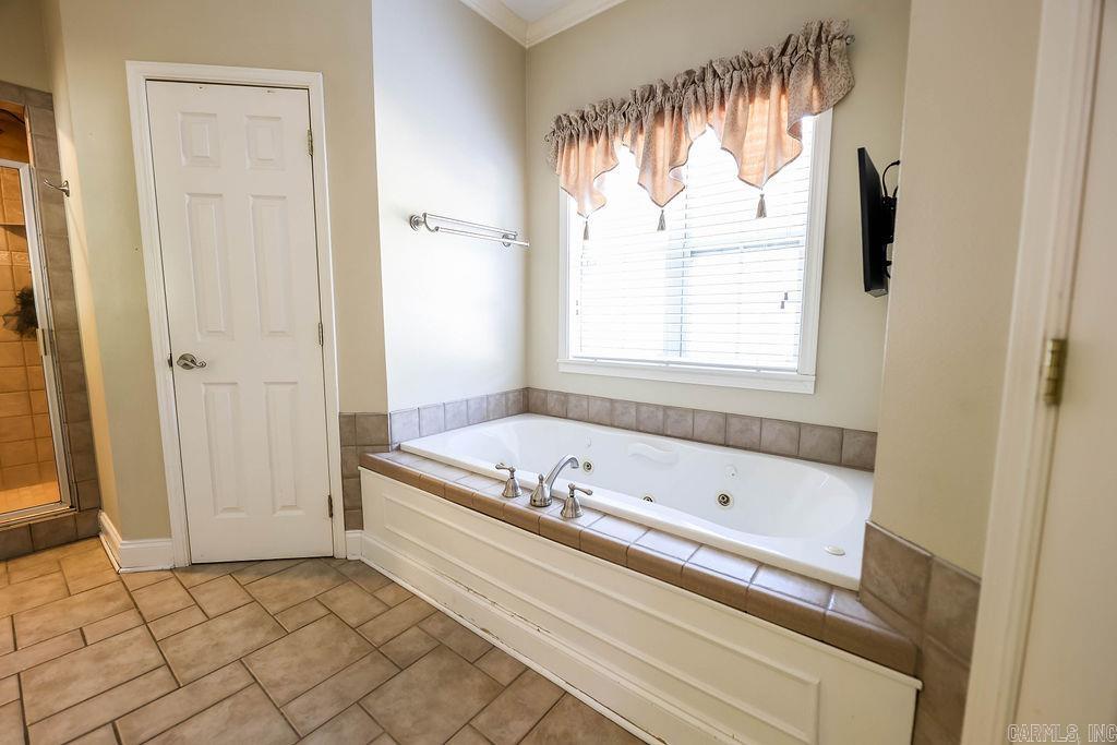 ARKANSAS HGTS - Residential