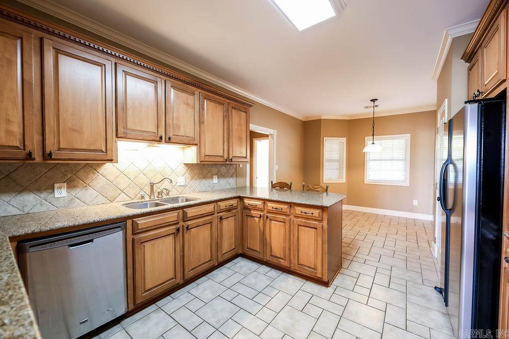 ARKANSAS HGTS - Residential