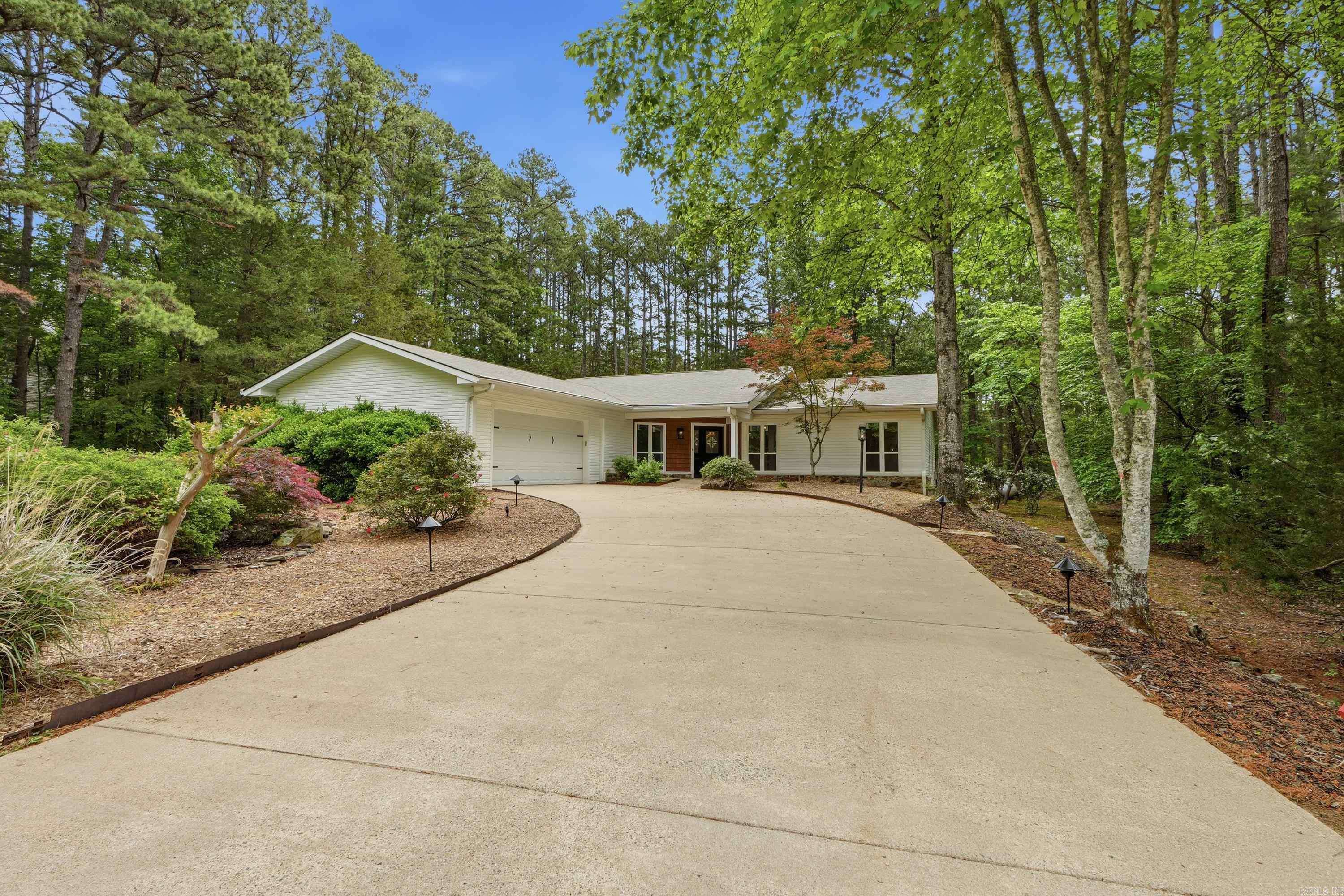 MOUNTAIN RANCH - Residential