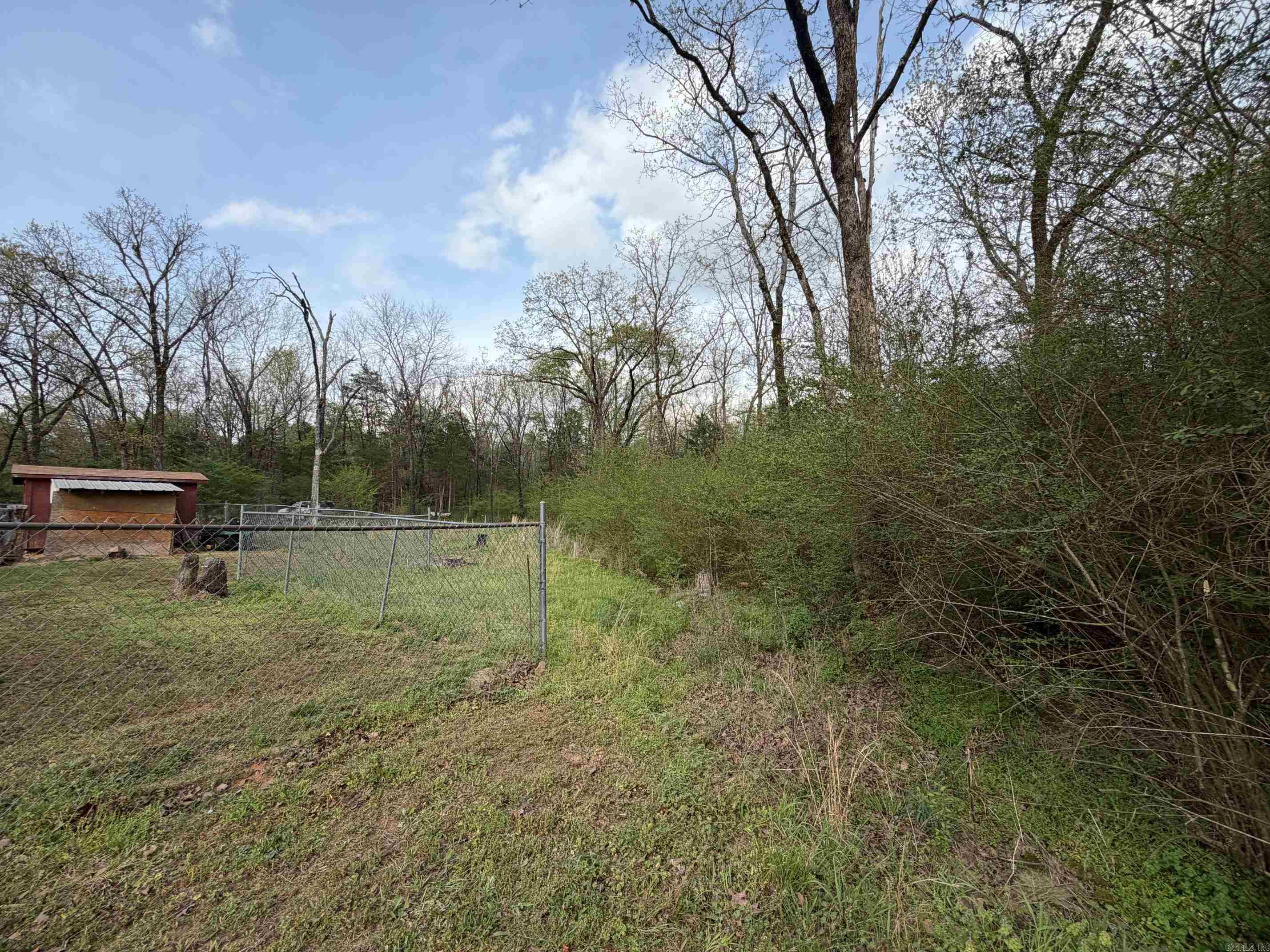 COUNTRY WOODS ESTATES - Residential