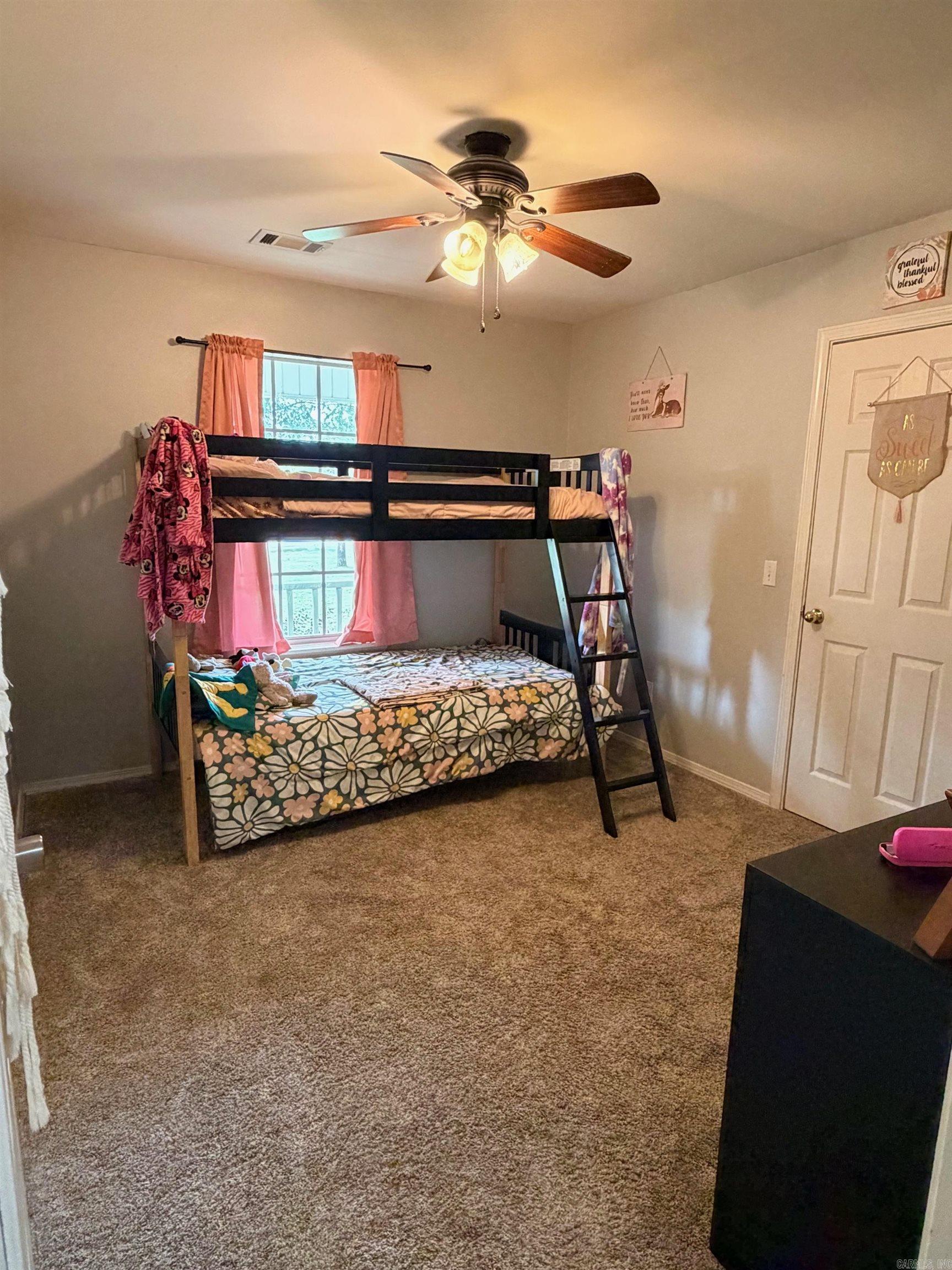 COUNTRY WOODS ESTATES - Residential