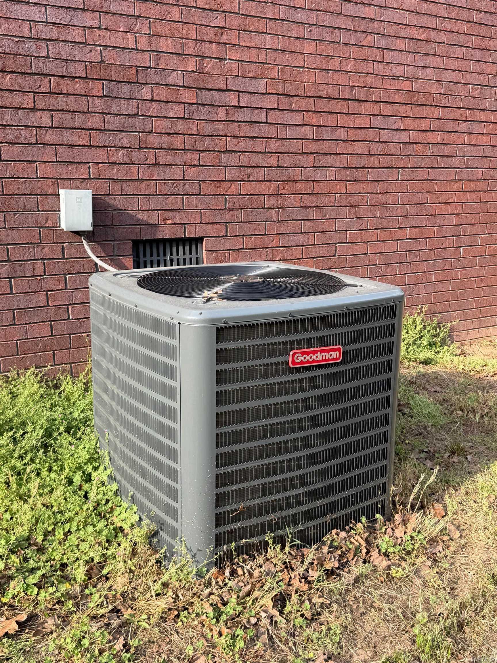 COUNTRY WOODS ESTATES - Residential