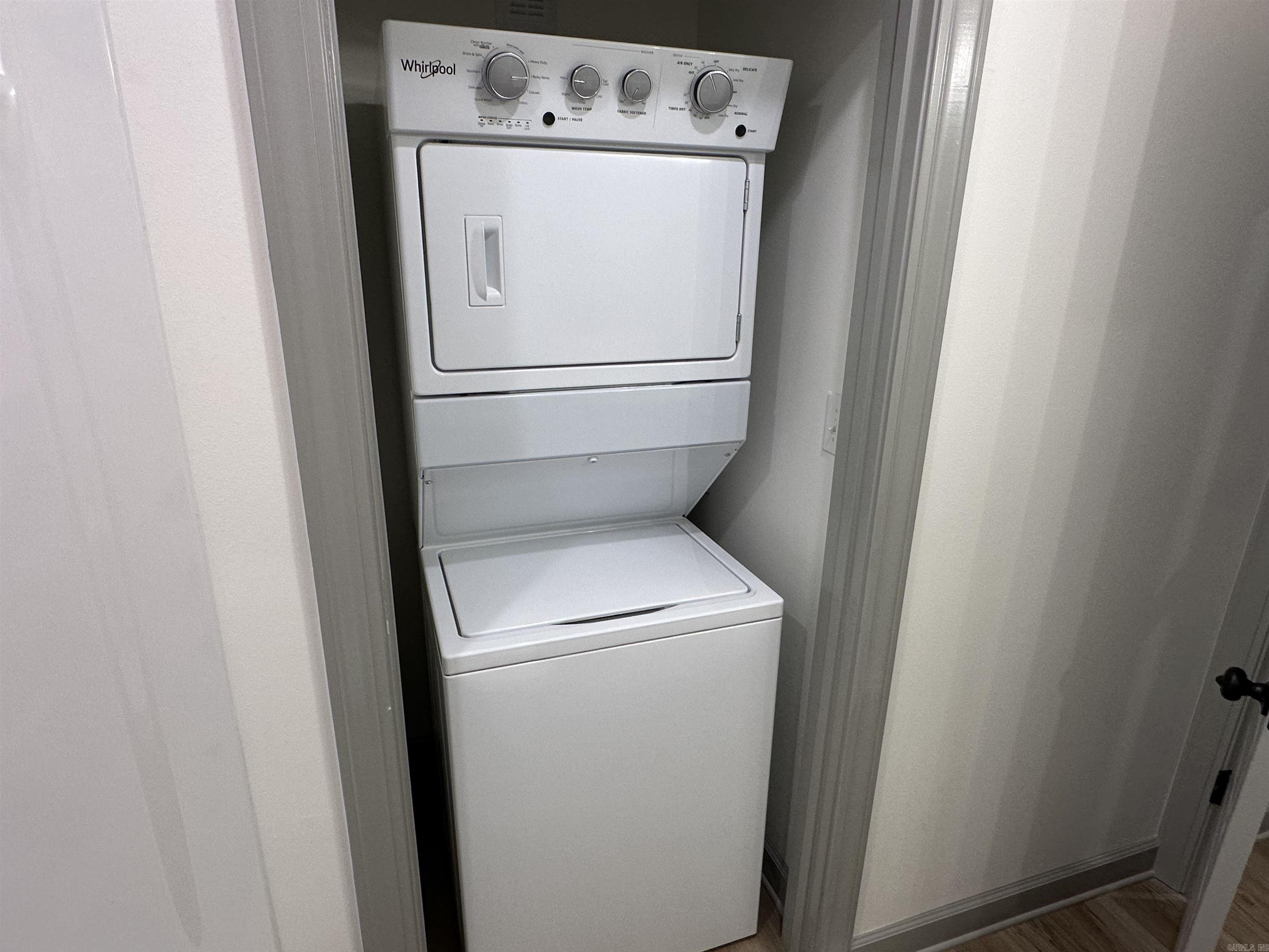 nil - Residential Lease