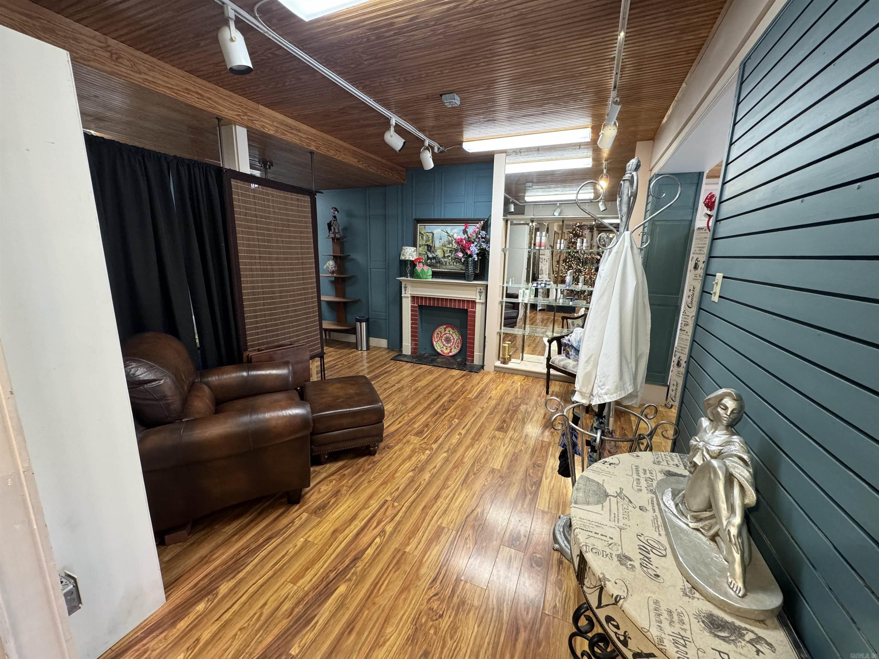 Park Hill - Commercial Sale