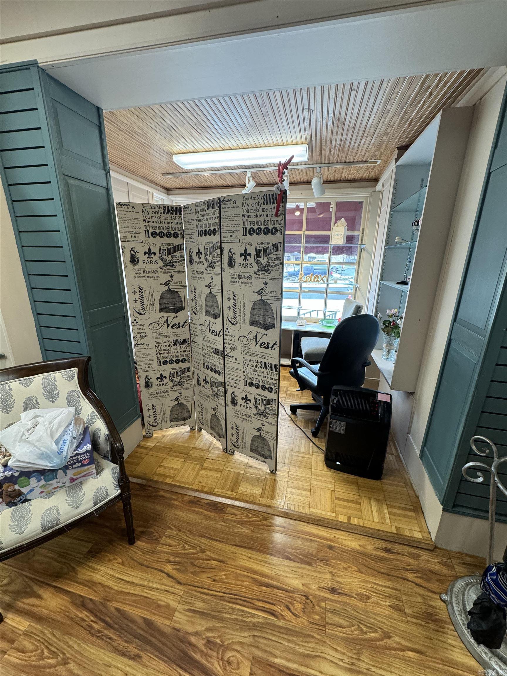 Park Hill - Commercial Sale