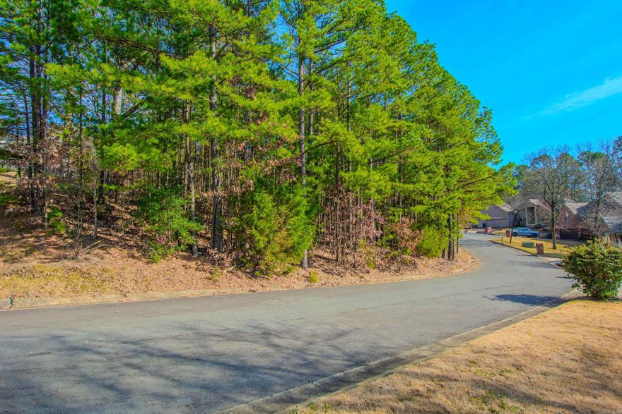 A Rare Opportunity. Build your Dream Home on this amazing Lot in The Villages of Wellington on a Cup-de-sac. Take a look Today!!