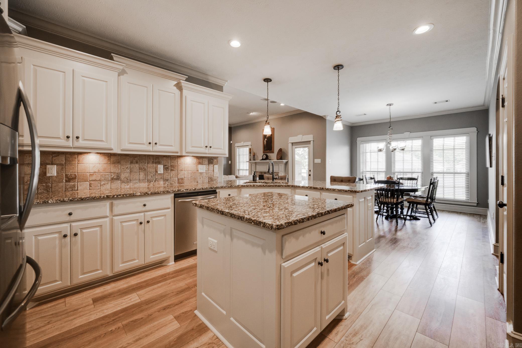 CHESTNUT MEADOWS - Residential