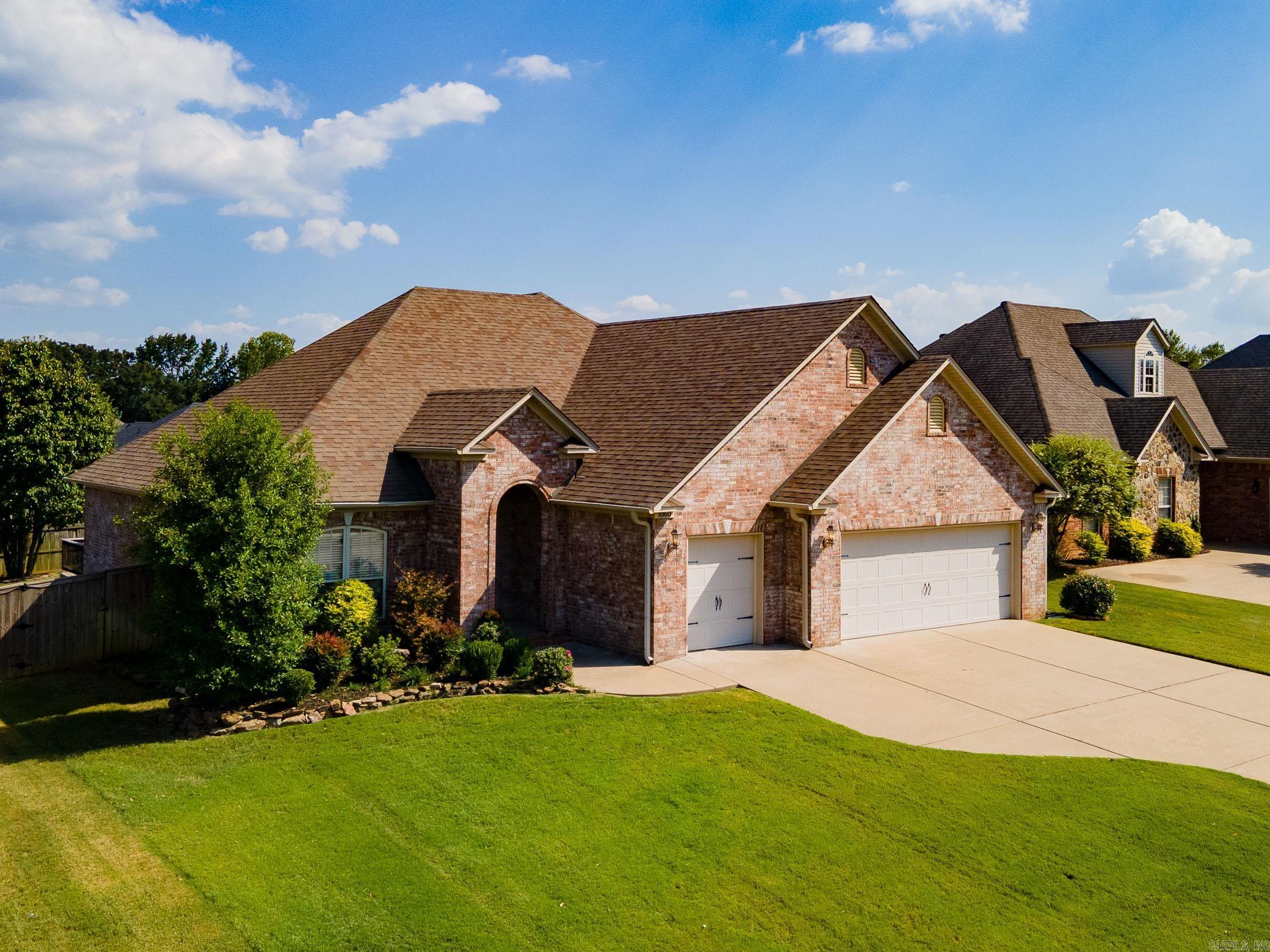 CHESTNUT MEADOWS - Residential