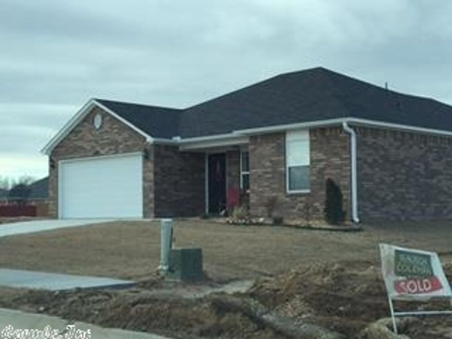 Cute 4 bedroom, 2 bath