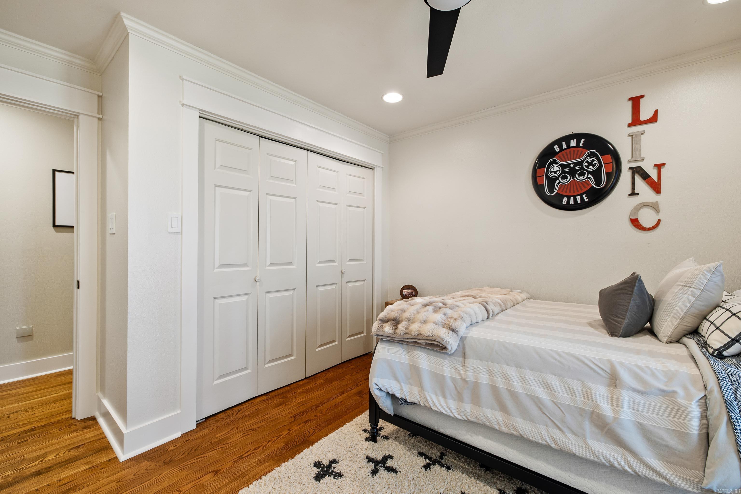 LYNNFIELD CE - Residential