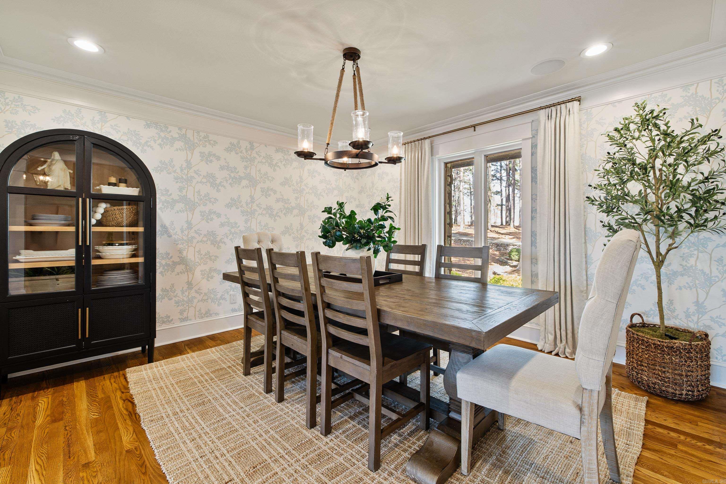 LYNNFIELD CE - Residential