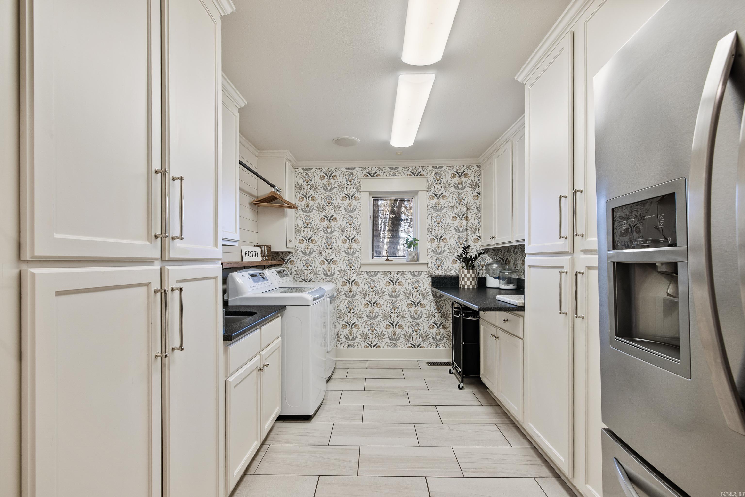 LYNNFIELD CE - Residential