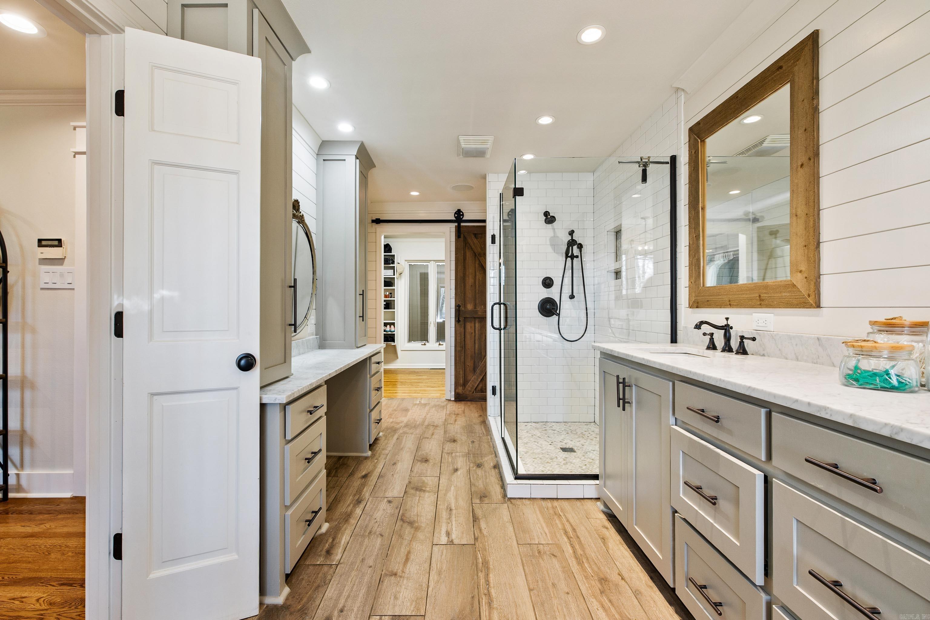 LYNNFIELD CE - Residential