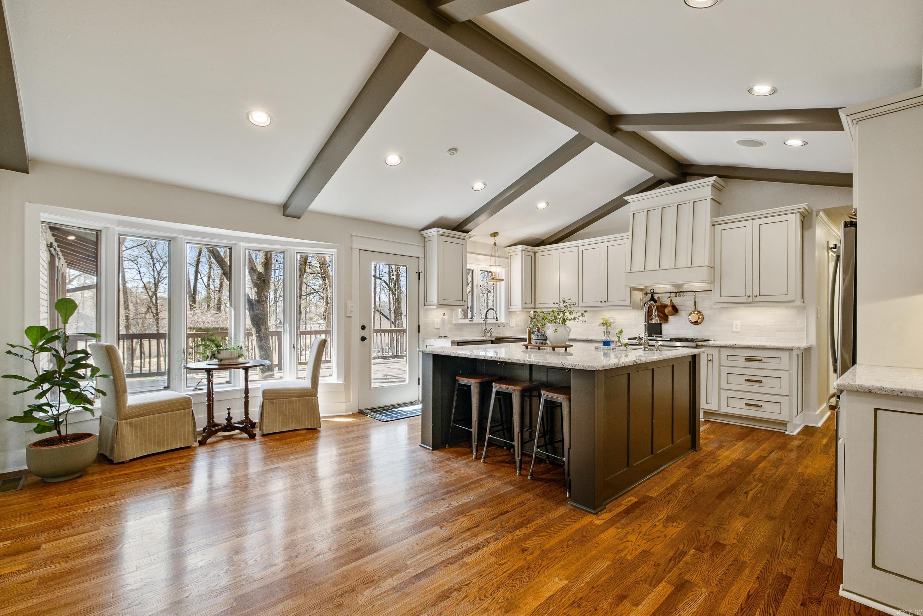 LYNNFIELD CE - Residential