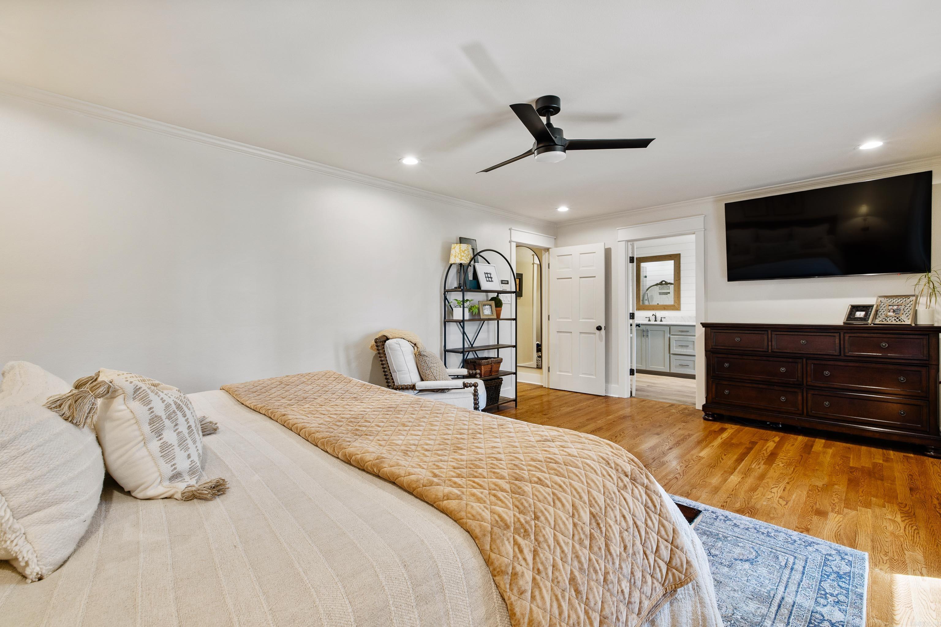 LYNNFIELD CE - Residential