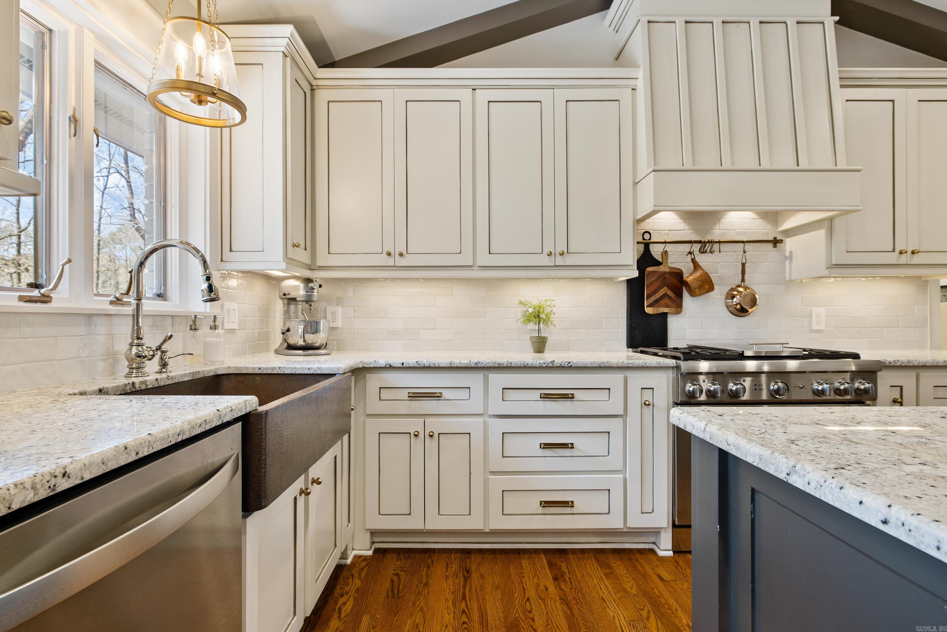 LYNNFIELD CE - Residential