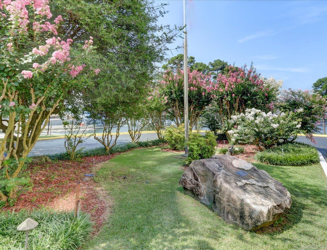 BEACON MANOR HPR - Residential