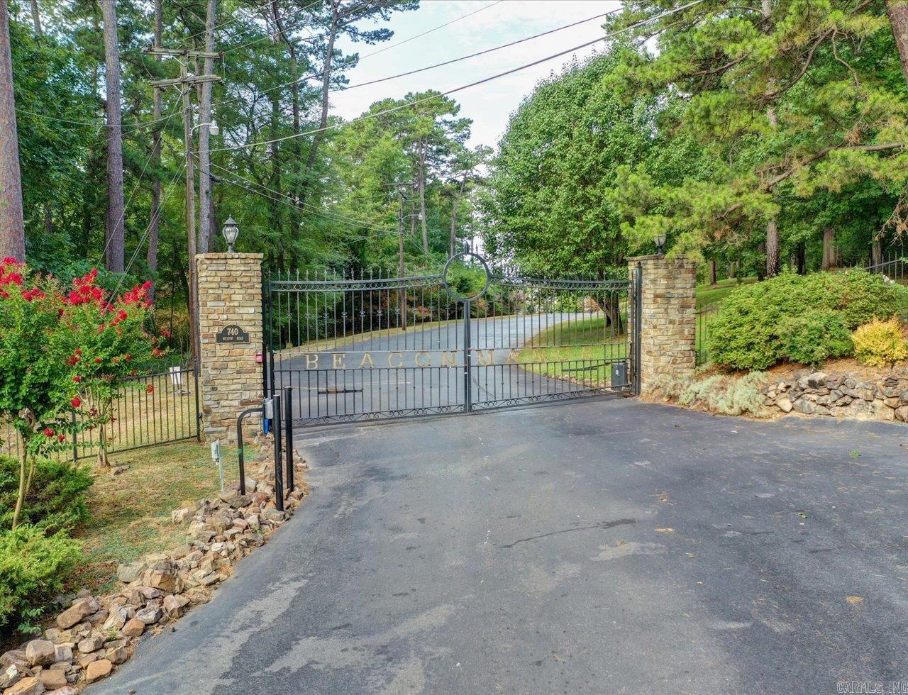 BEACON MANOR HPR - Residential