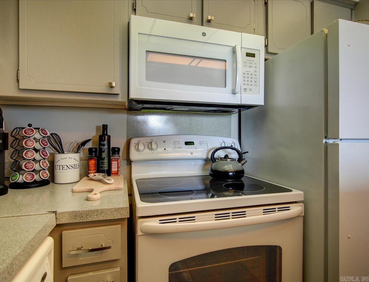 BEACON MANOR HPR - Residential