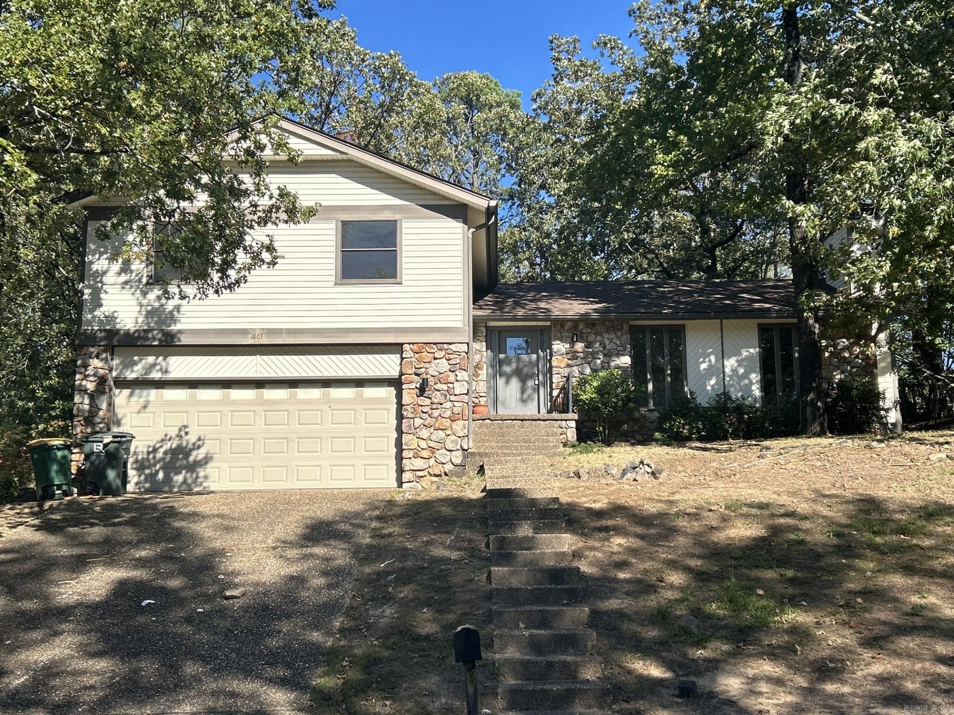 MARLOWE MANOR - Residential