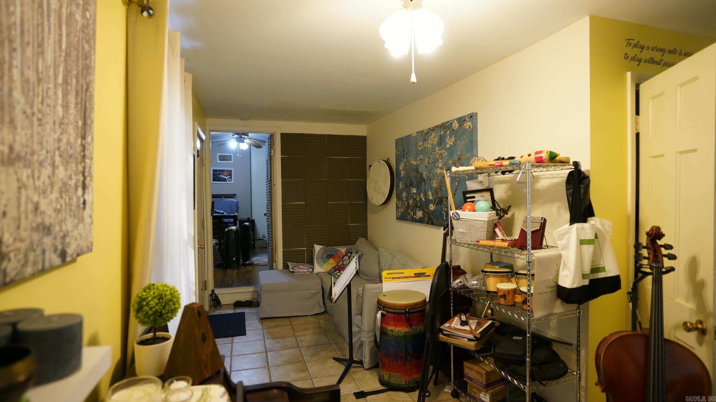 MOUNTAIN HOME - Residential