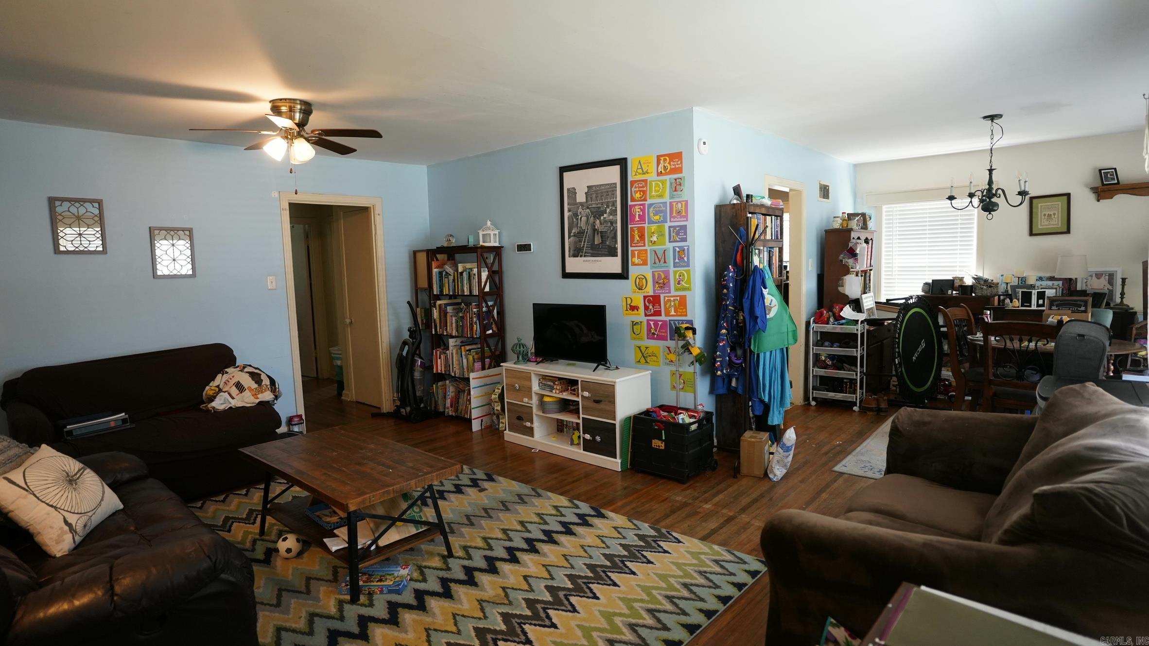 MOUNTAIN HOME - Residential