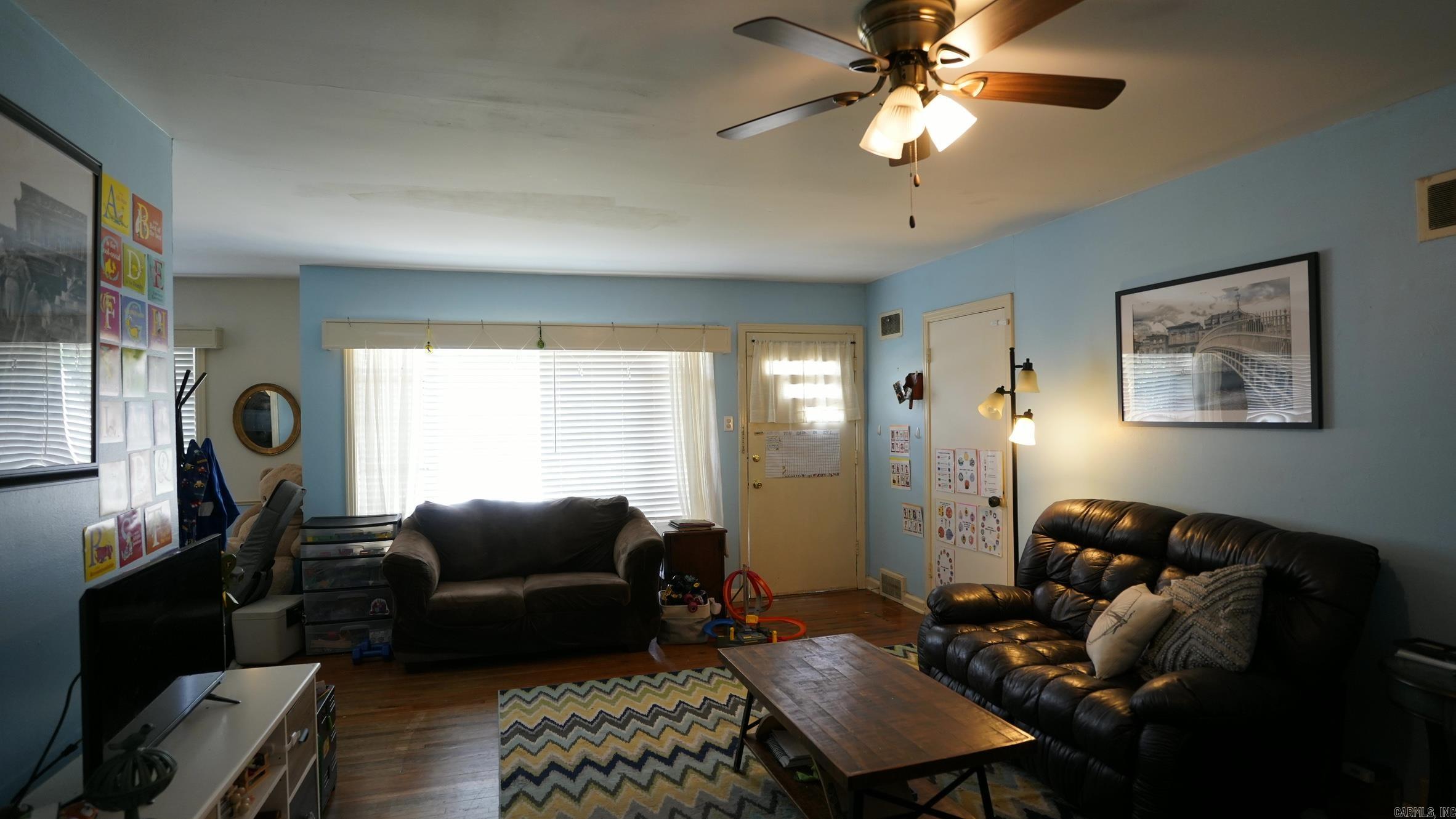 MOUNTAIN HOME - Residential