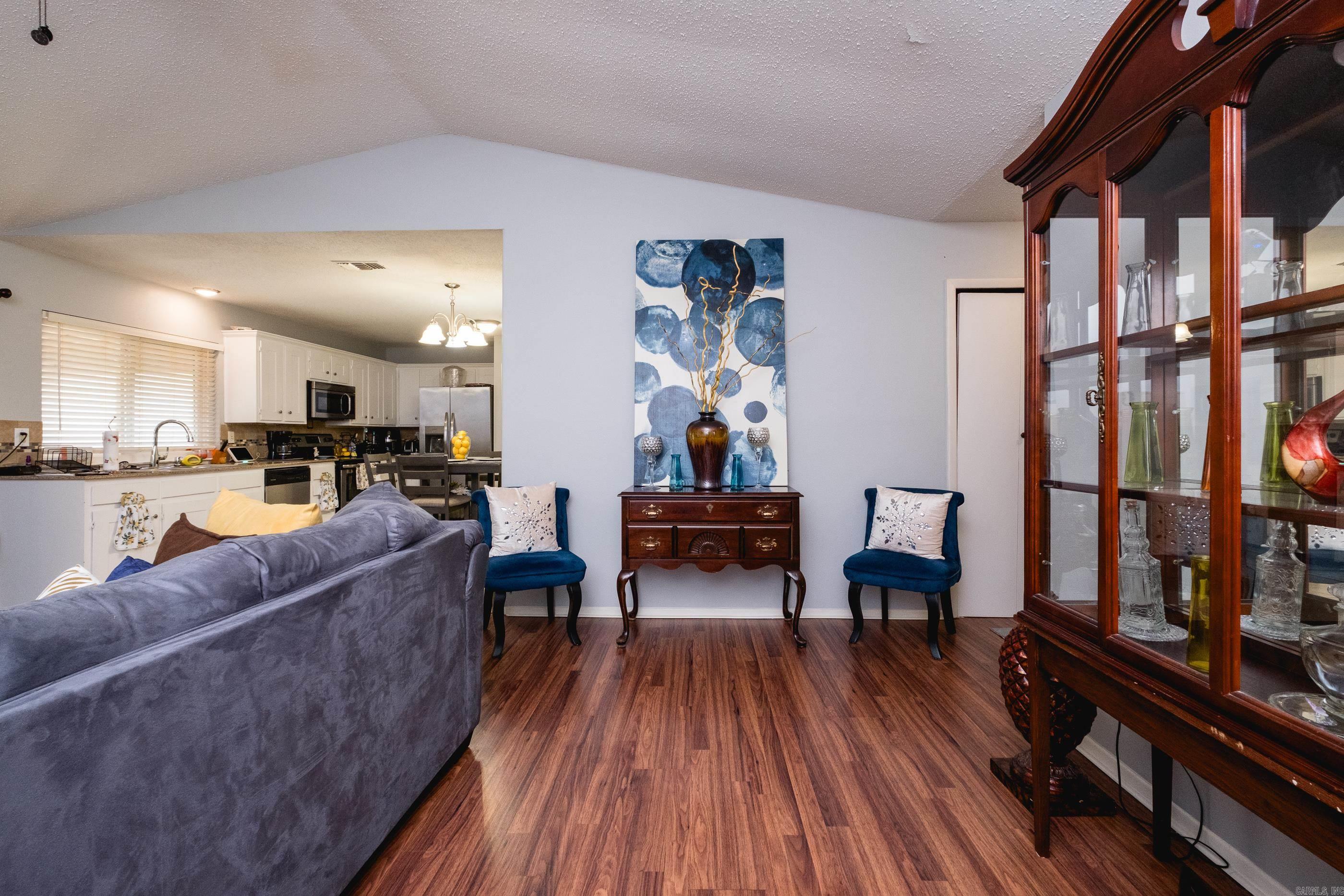 BRENTWOOD - Residential