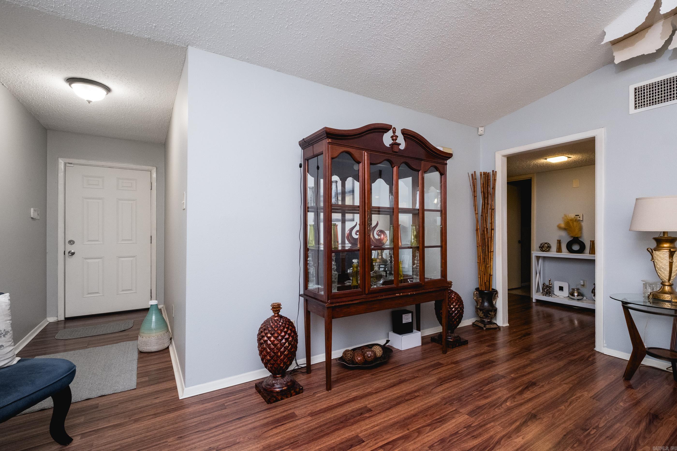 BRENTWOOD - Residential