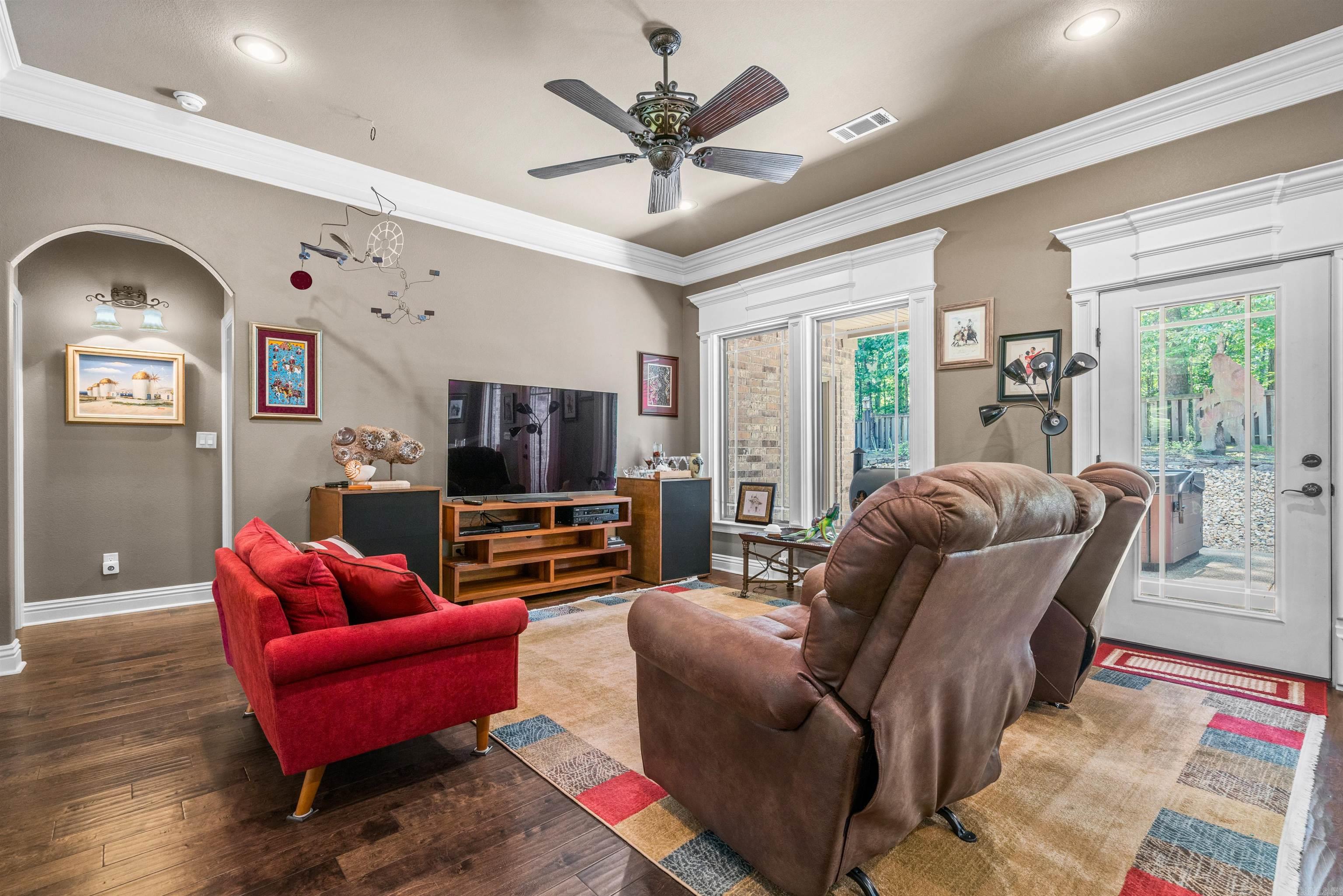 PANDILLA - Residential