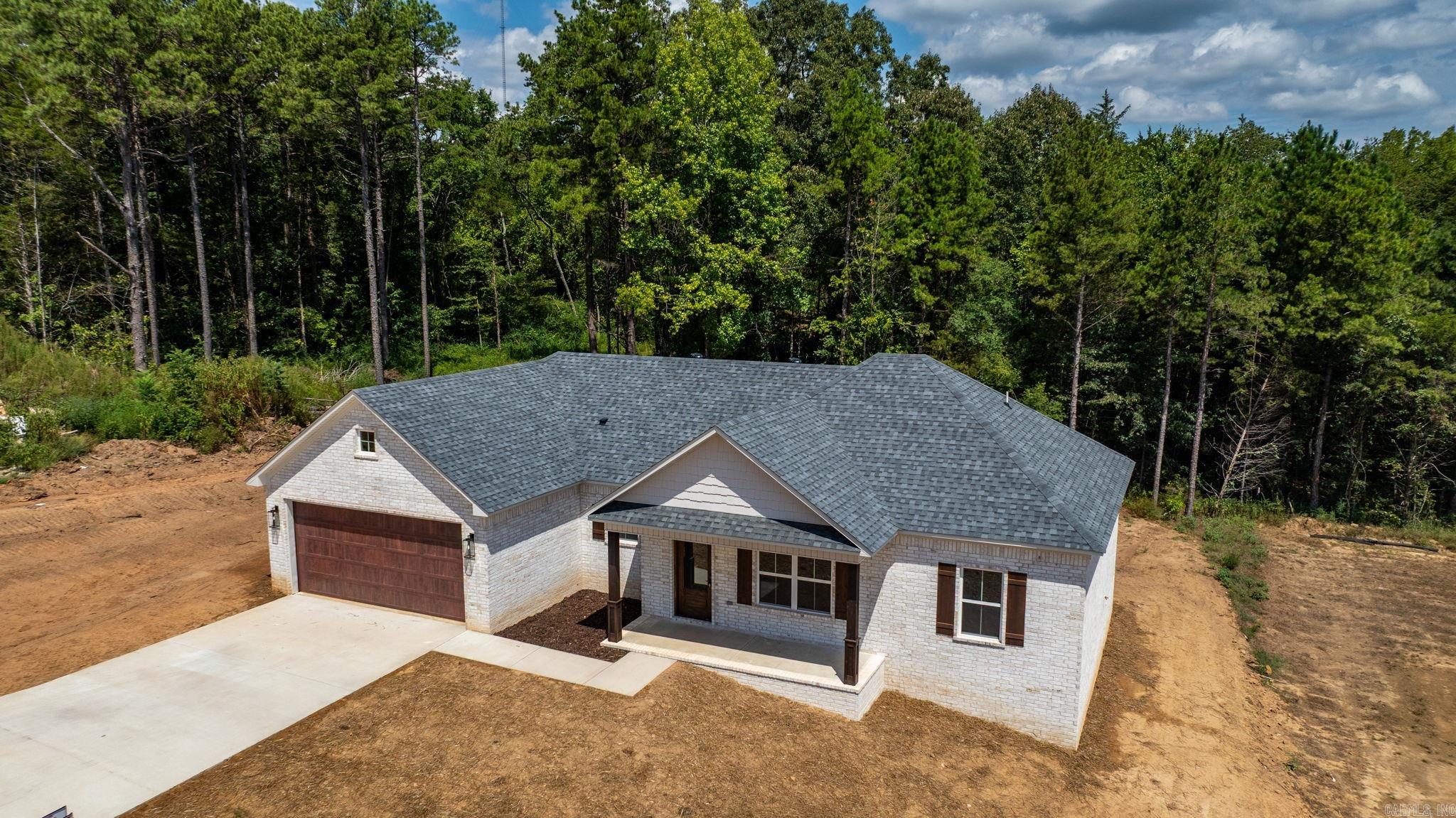 SUMMER WOODS - PHASE 1 - Residential