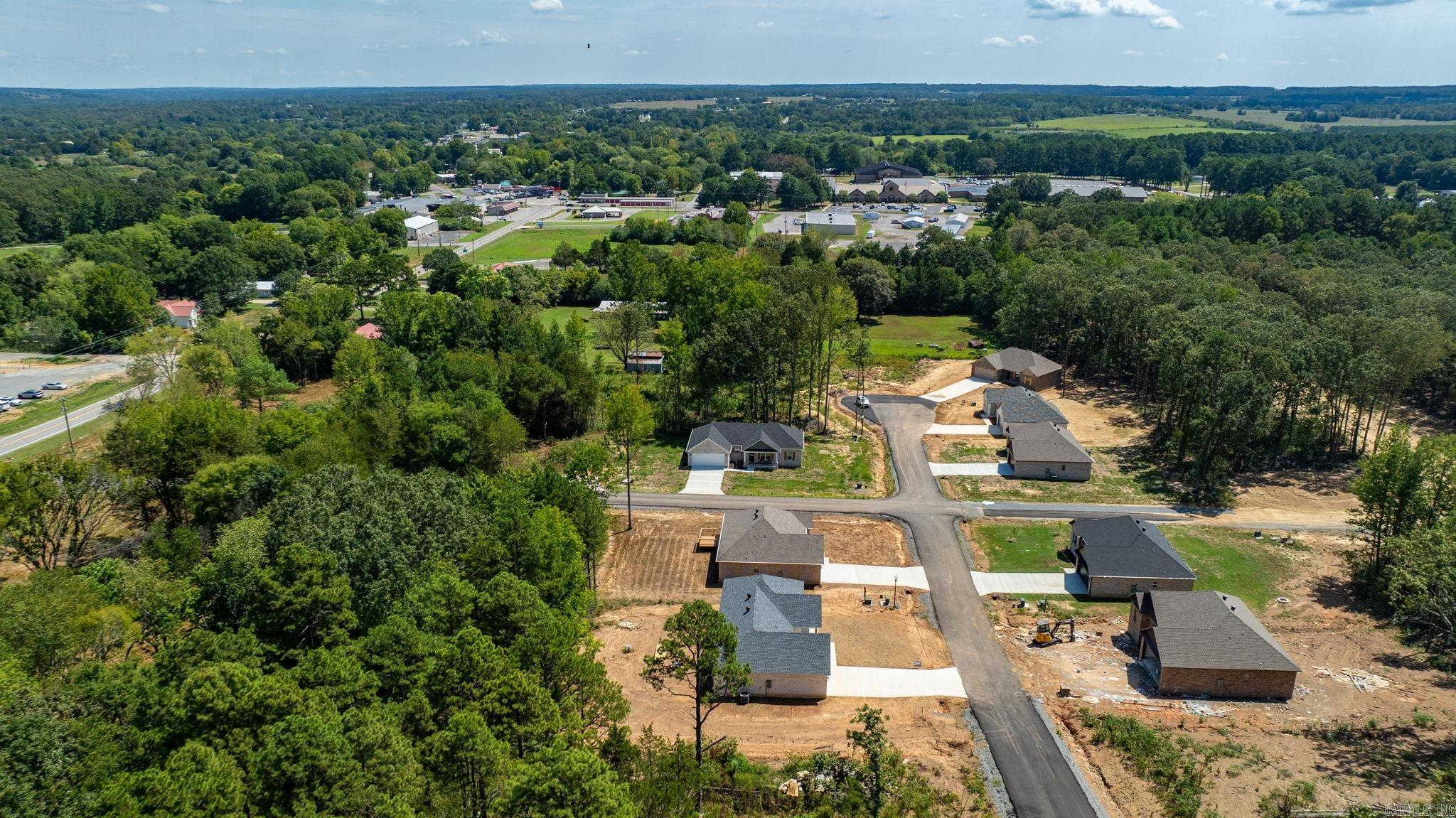 SUMMER WOODS - PHASE 1 - Residential