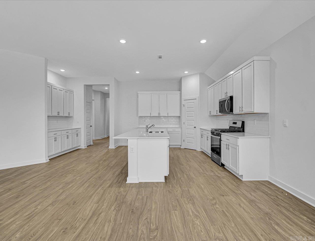 THE RESERVE AT COUNTRY CLUB PHAS - Residential