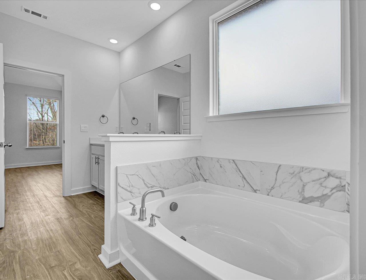 THE RESERVE AT COUNTRY CLUB PHAS - Residential