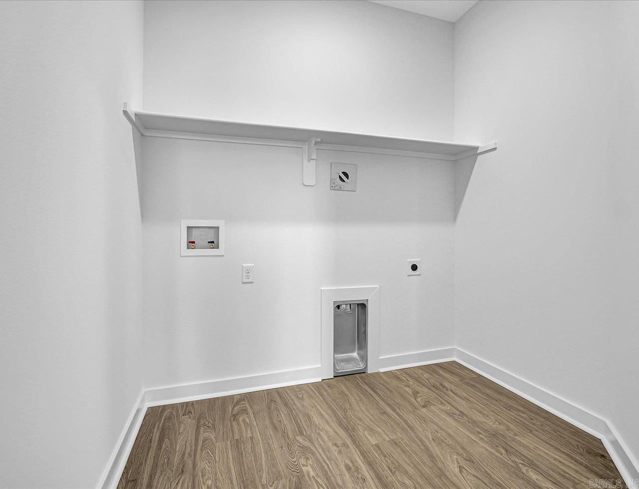 THE RESERVE AT COUNTRY CLUB PHAS - Residential